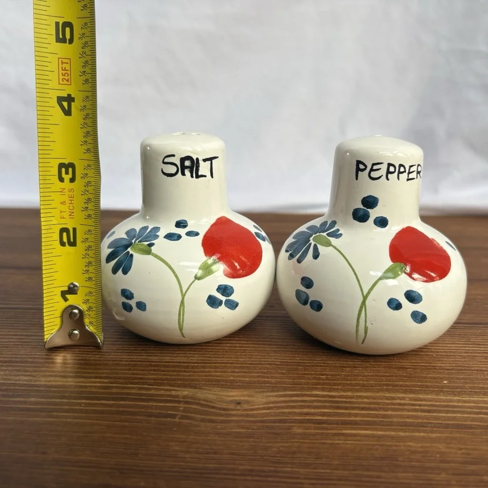 Vintage Style Ceramic Salt & Pepper Shakers Floral Poppy Folk Art Kitchen Decor